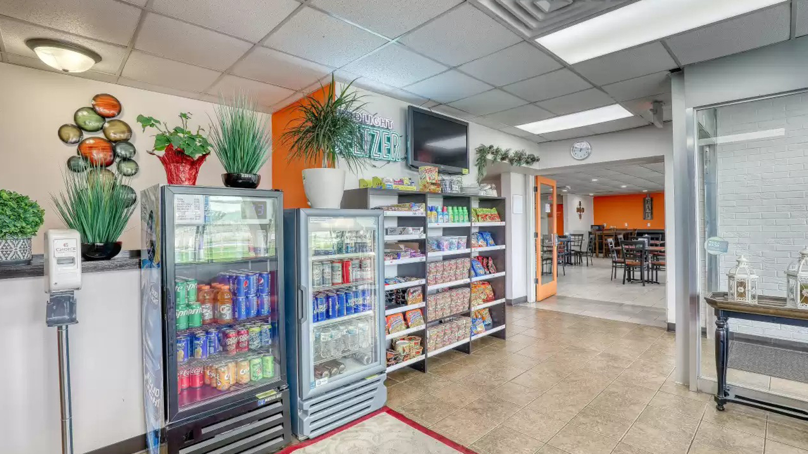 Large Pantry Area